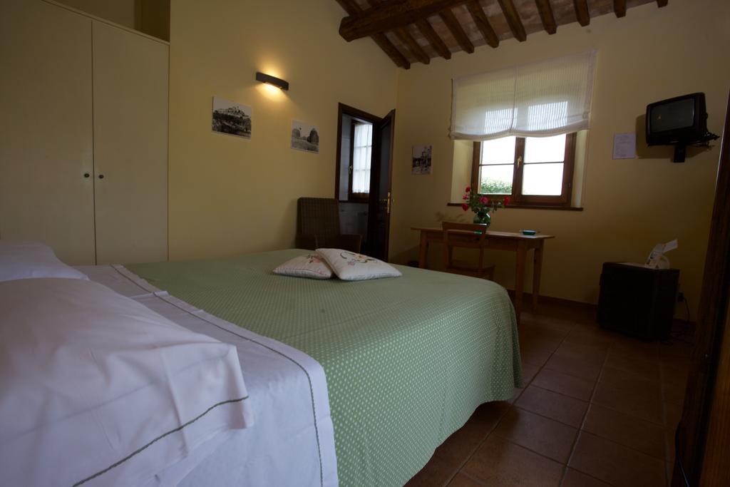 Bio Agriturismo Il Torrione Saturnia Pokoj fotografie